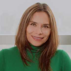 Mentor Profile image of Claudia Rosales